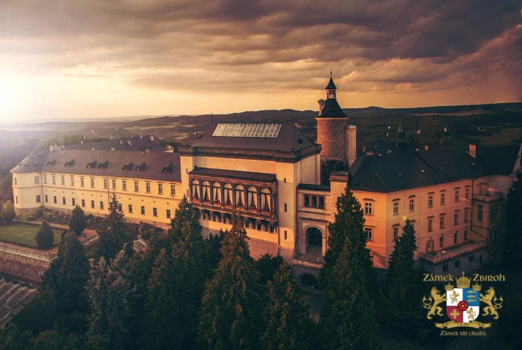 Chateau Zbiroh Exterior foto